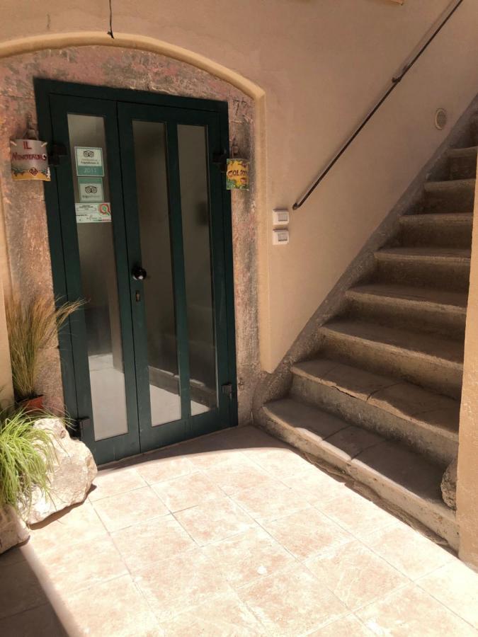 Il Minotauro B&B A 5 Minuti Da Popoli Vittorito Eksteriør billede