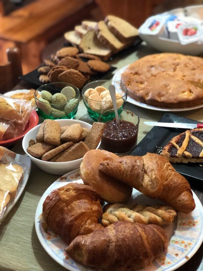 Il Minotauro B&B A 5 Minuti Da Popoli Vittorito Eksteriør billede